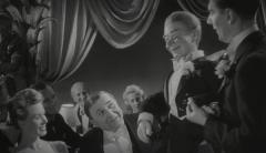 盘点那些以前作者留下来的恐怖片 (距今40年都无法超越的恐怖片)