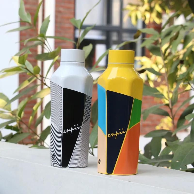 带棱角的保温杯,保温杯又大又好看