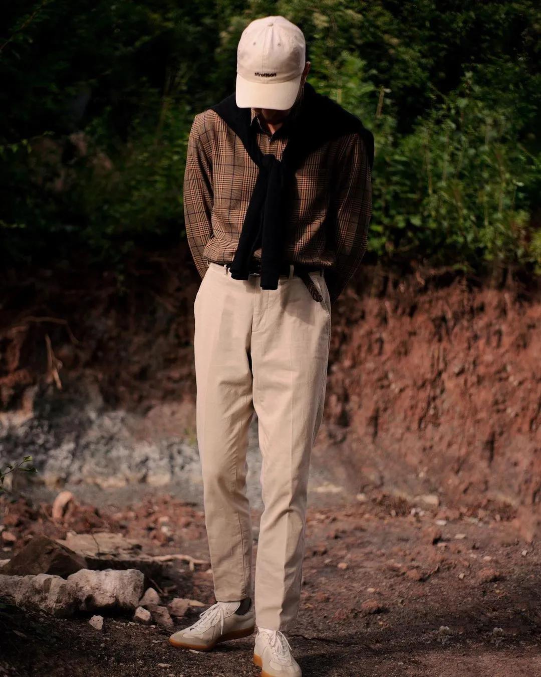 aj和yeezy哪个鞋子好,aj和yeezy潮鞋