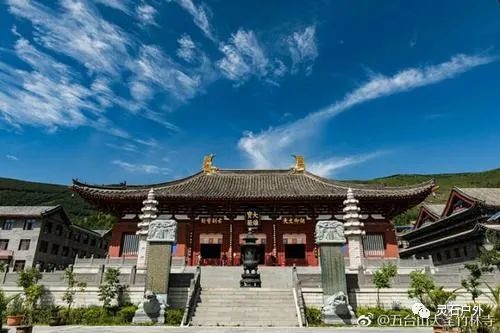 五台山景区十大著名寺庙之菩萨顶,五台山每个寺庙的细致讲解