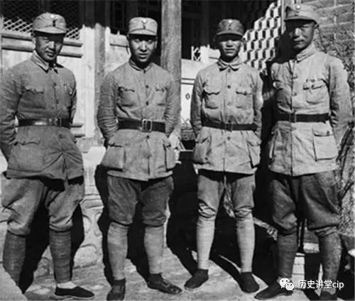 抗战时期八路军为什么绑腿,八路军为何绑腿