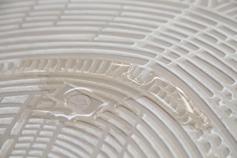 瓷砖不知选什么颜色的,瓷砖怎么选5种常见瓷砖横评