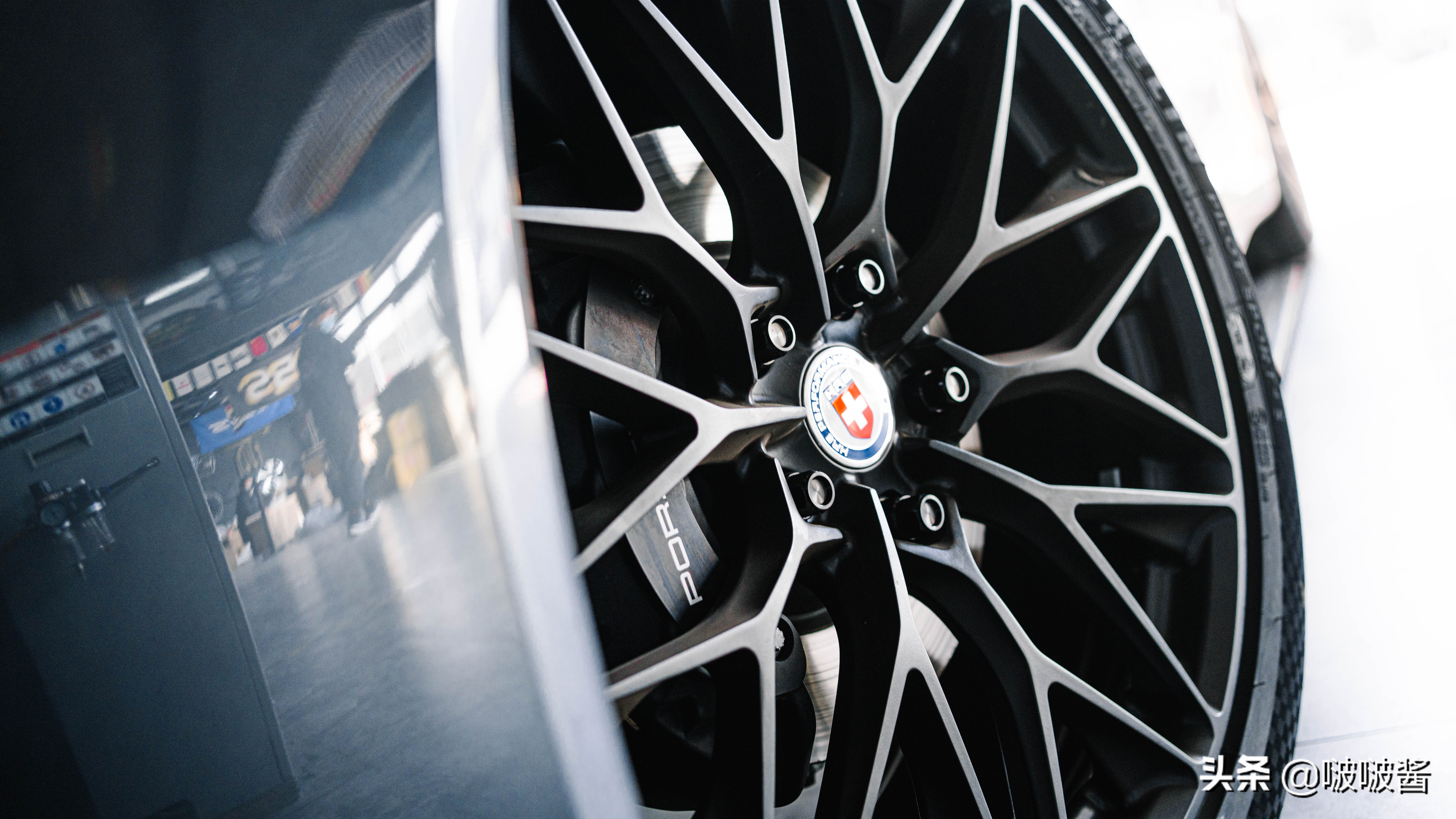 保时捷帕拉梅拉turbos轮毂改装,保时捷帕拉梅拉宽体改装