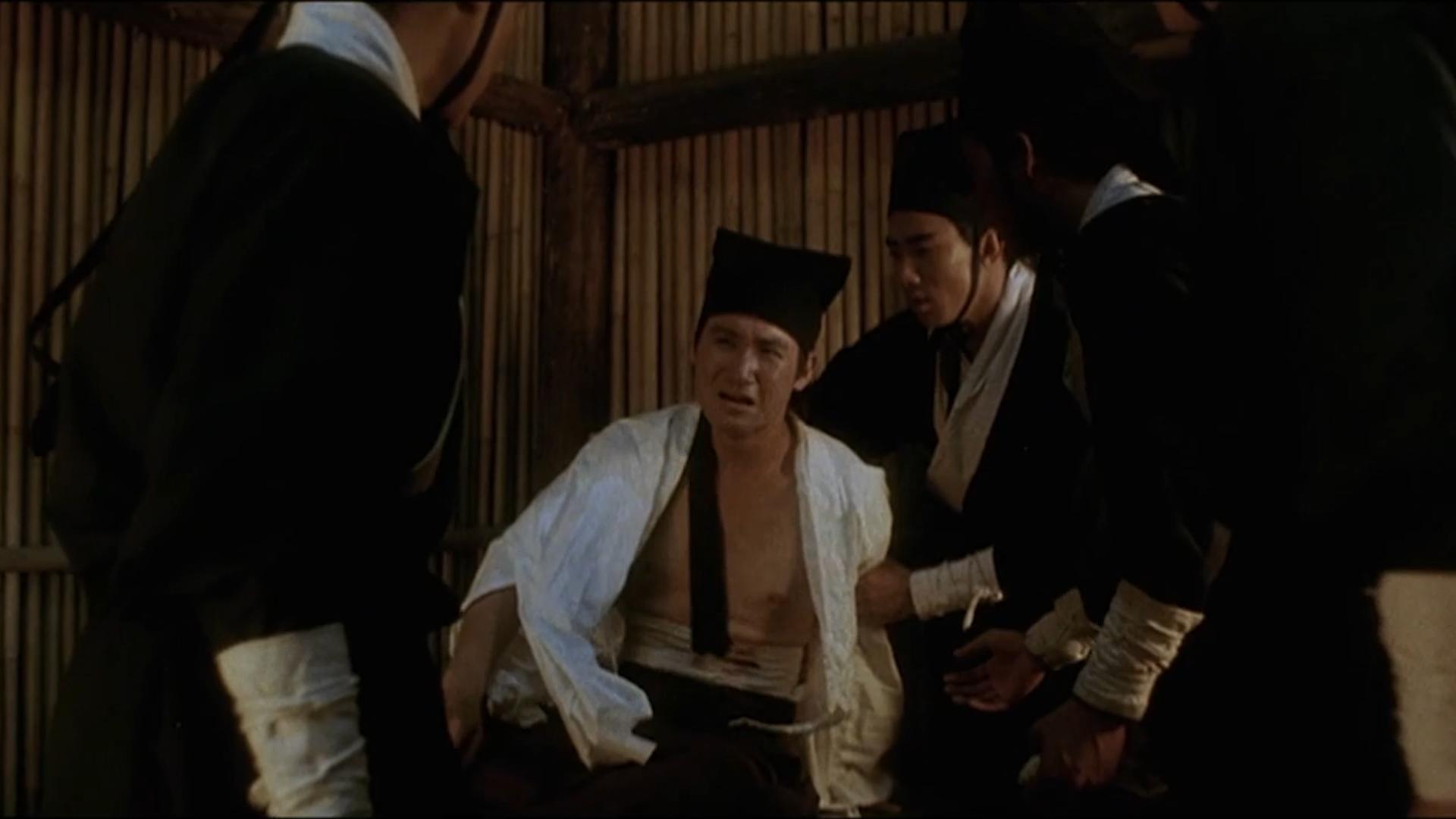 改编最大的《笑傲江湖》电影，高手们打来打去，小角色坐收渔翁利