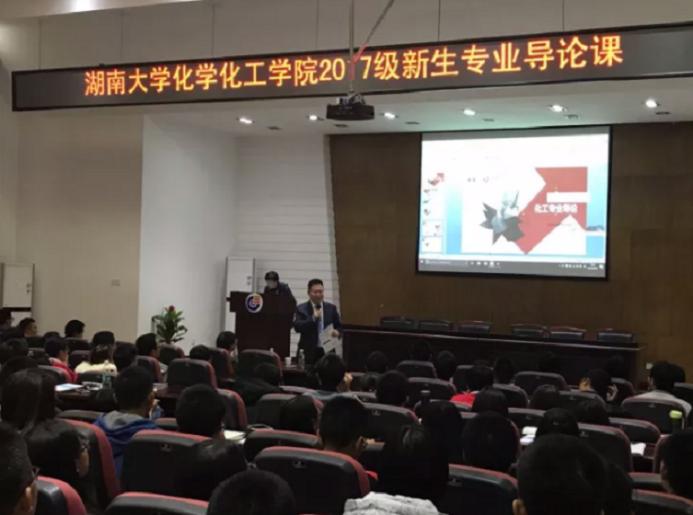 36岁创业的老板,36岁辞职创业年收入300万