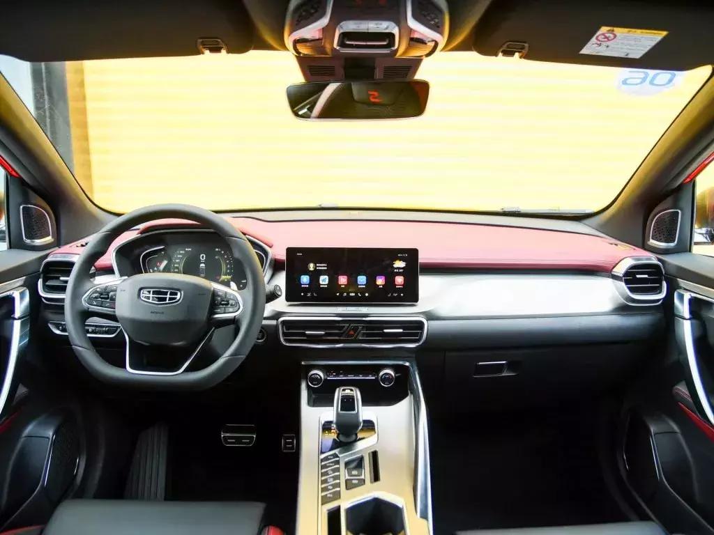 如何讨漂亮媳妇欢心，8万左右SUV就可以实现，告别地铁公交