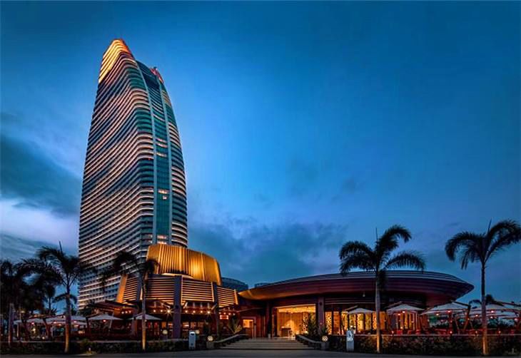 三亚值得去的高端酒店,三亚豪华海景酒店自由行
