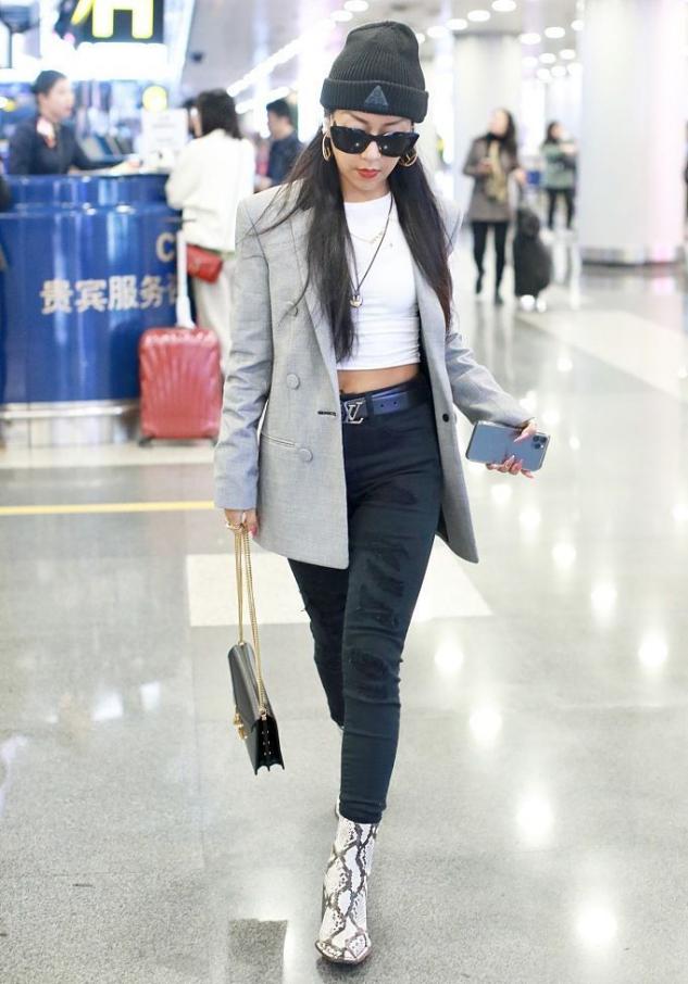 最近火了一种穿法,今年最时髦的穿法搞笑