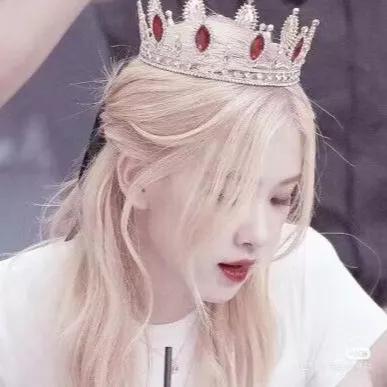 rose朴彩英超仙头像,朴彩英氛围感头像