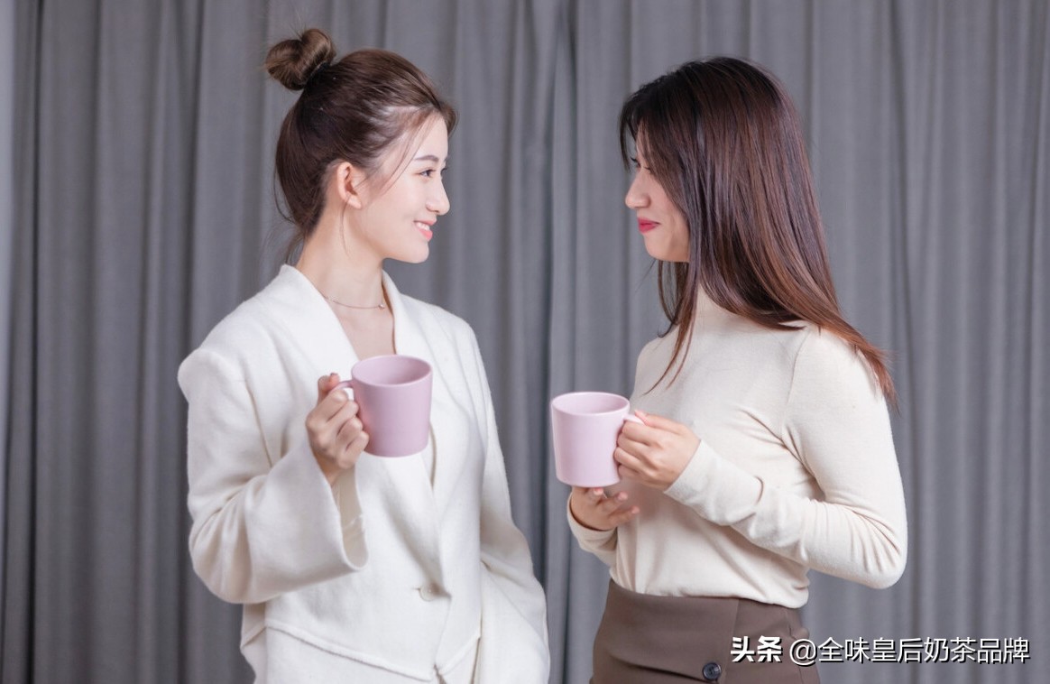 开奶茶加盟店需要哪些投入,如何经营奶茶店赚钱