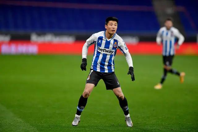 近十年亚洲足坛最佳阵容武磊入选,中国第一人武磊