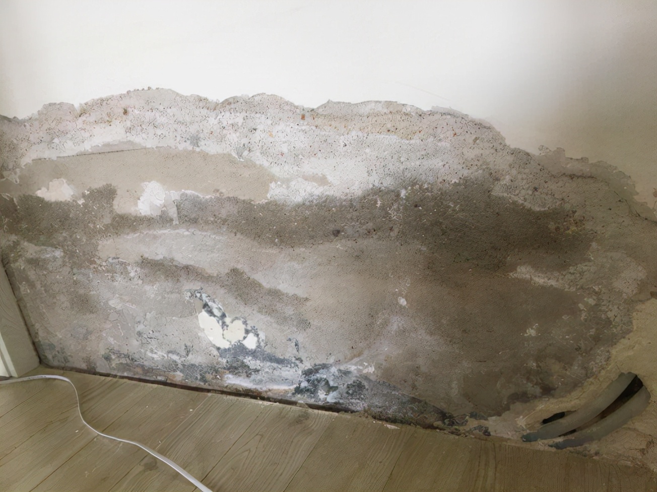 卫生间阳台漏水免砸砖做防水,阳台卫生间漏水用什么胶好