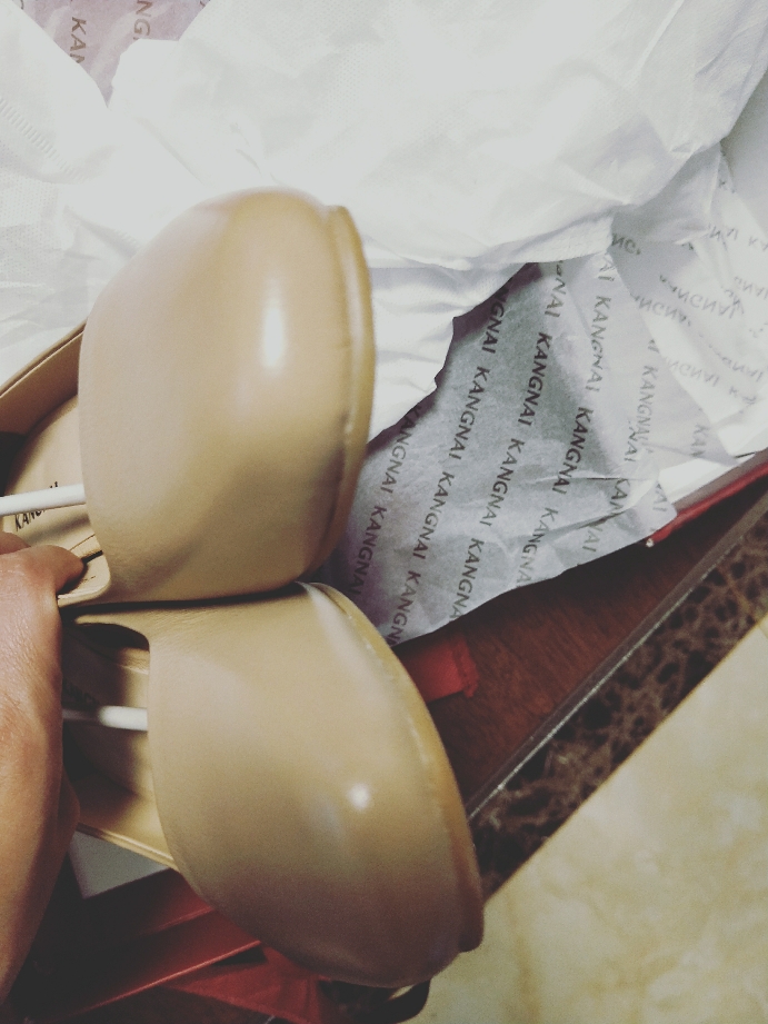 康奈休闲鞋子,康奈女鞋冬款皮鞋怎么样