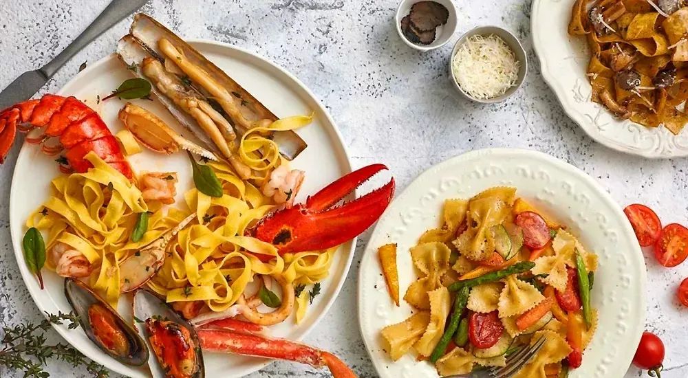 西餐煎牛排沙拉,经典牛排番茄意面