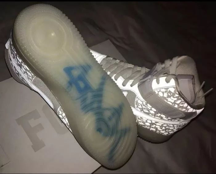 St-Art！#STASH#潮流教父NIGO热爱的街头艺术家