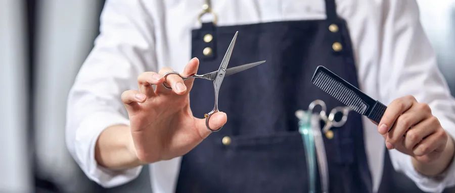 资本“盯上”洗剪吹