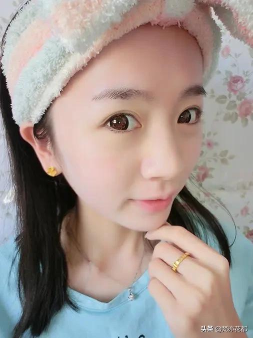 皮肤起皮干燥有碎屑用什么护肤,皮肤干燥起皮如何快速保湿