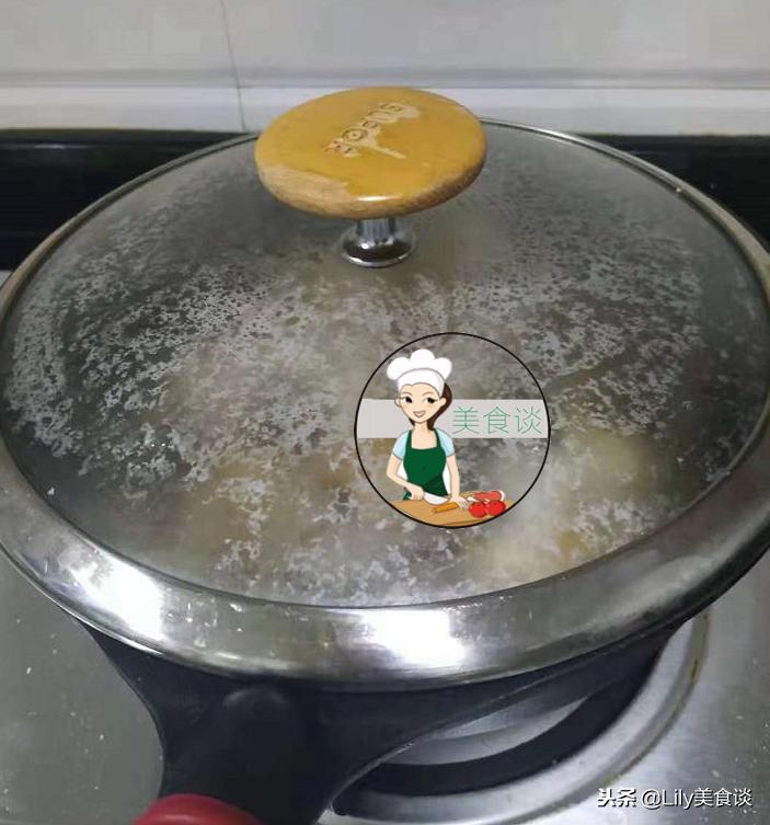 鱼肉怎么去腥，光是生姜可不够，加点它一起，鲜香入味，没有腥气