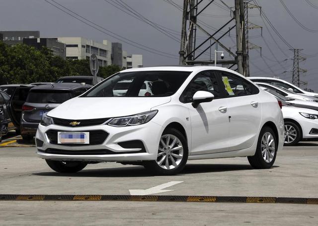 雪佛兰科鲁兹1.8是国几的排放标准,雪佛兰科鲁兹320自动悦享版落地价