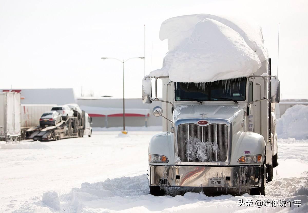 我国卡车排气管朝下，为什么美国卡车排气管却朝上？不是搞特殊