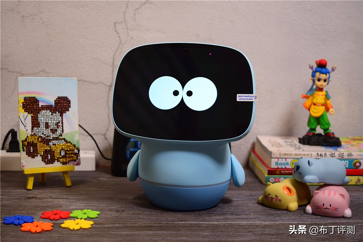 ai智能教育陪伴机器人,智慧儿童ai学习机器人