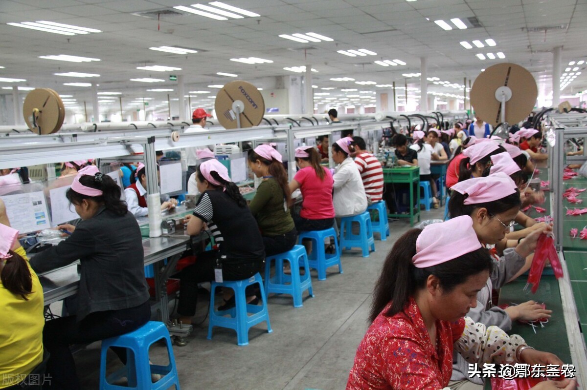 一个本科生在富士康当普工的经历,富士康打工有什么条件