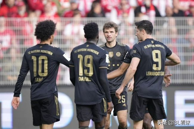 BL看球,c罗逆转热刺特写