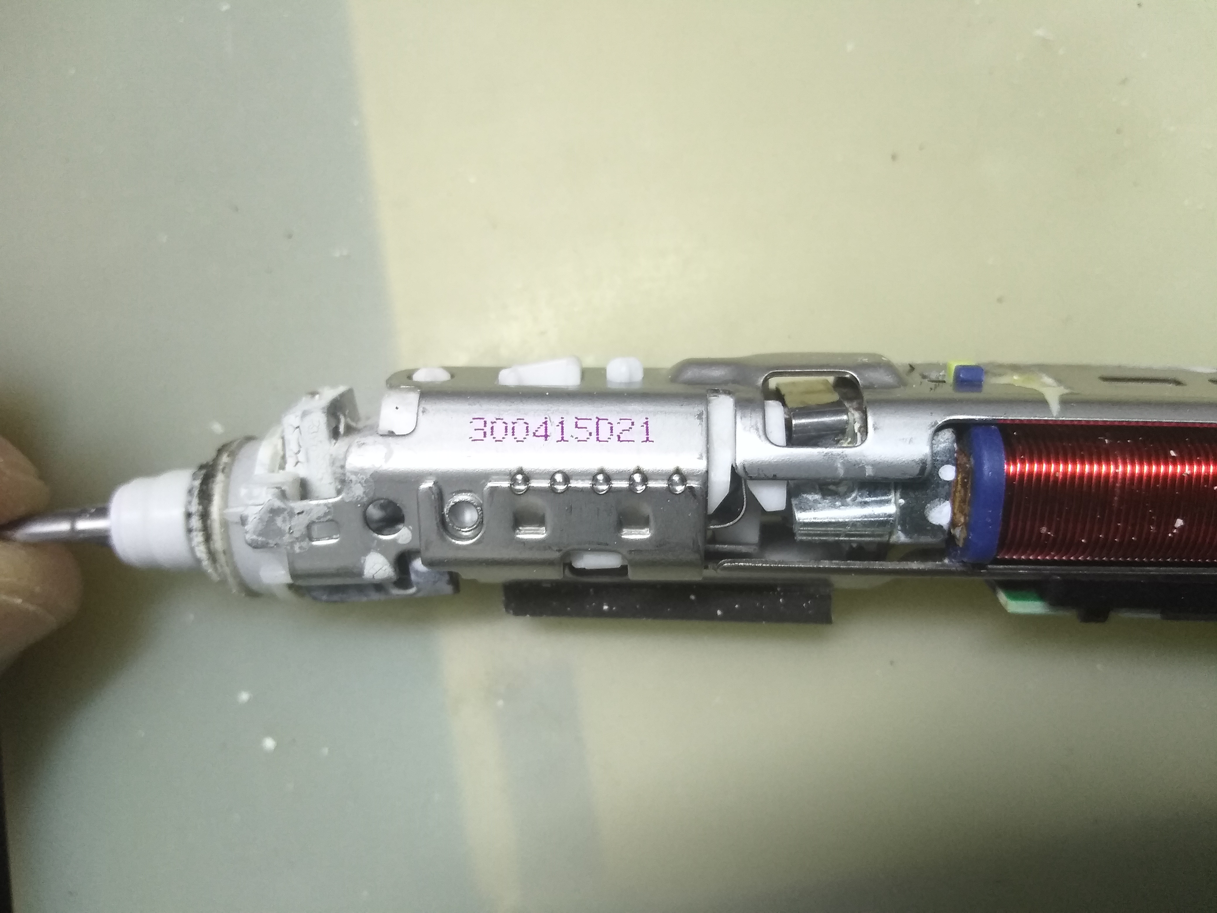 飞利浦电动牙刷6731维修,飞利浦hx99电动牙刷坏了怎么处理