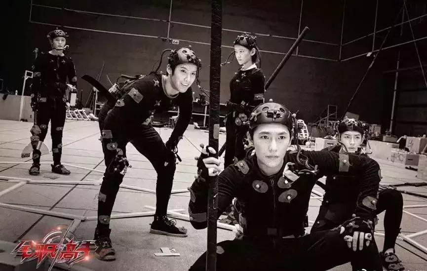 《全职高手》拿下豆瓣7.0，油腻小王子杨洋不面瘫了？