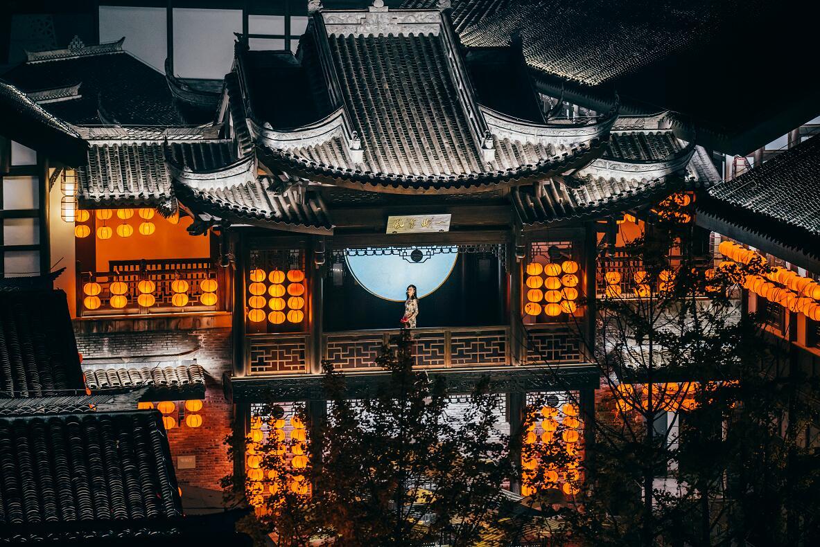 重庆旅游攻略南山,重庆南滨路长江国际