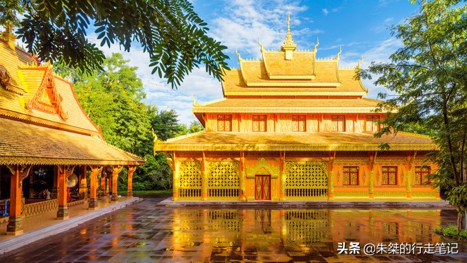 西双版纳泼水节攻略,西双版纳傣族泼水节和广西泼水节