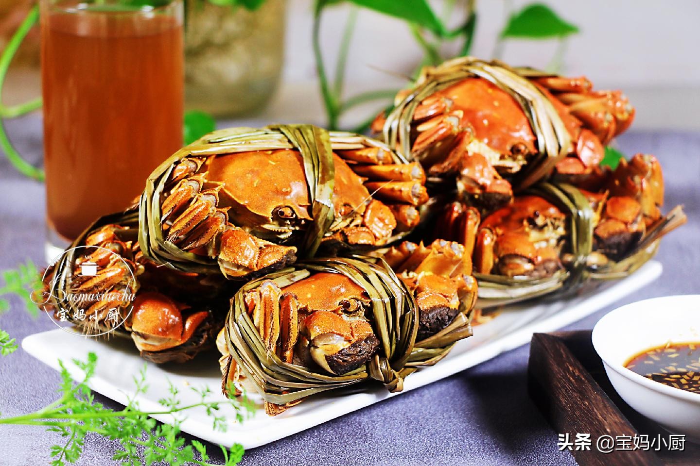 螃蟹蒸还是煮几分钟熟最好吃,螃蟹蒸水开几分钟熟最好吃