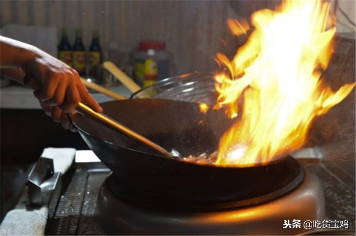 外国厨师：我有8年厨师经验，为什么学做中国菜这么难？