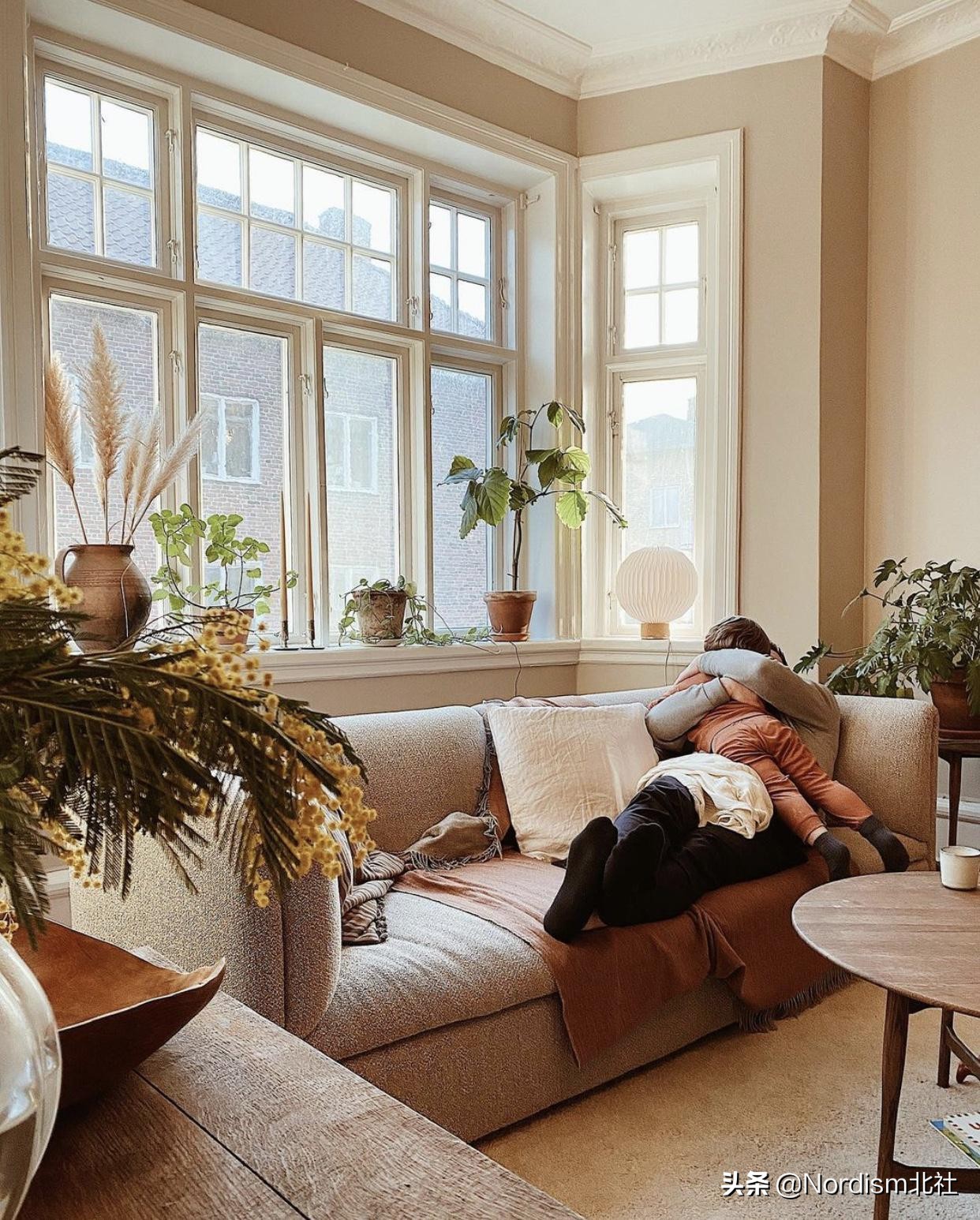 《空间》第46期：在瑞典老公寓里，认真拥抱生活