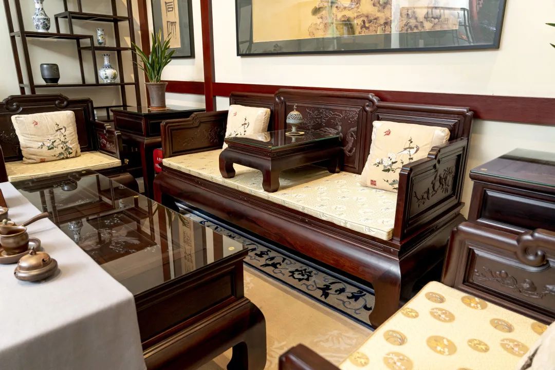 广州番禺吉盛伟邦一楼店面,吉盛伟邦实体店