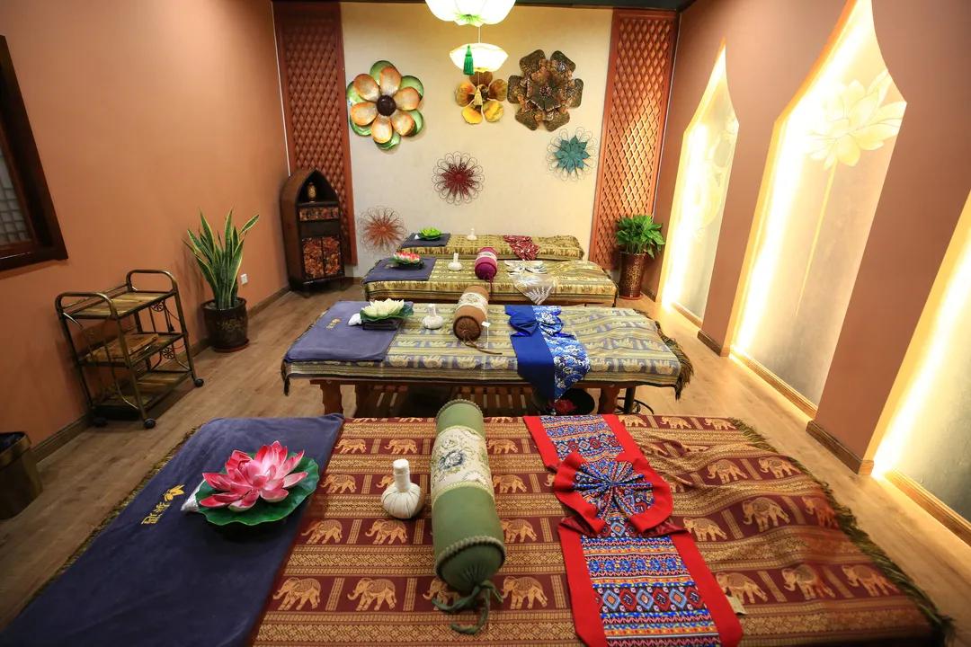 中式按摩和泰式按摩区别,中式按摩vs泰式按摩