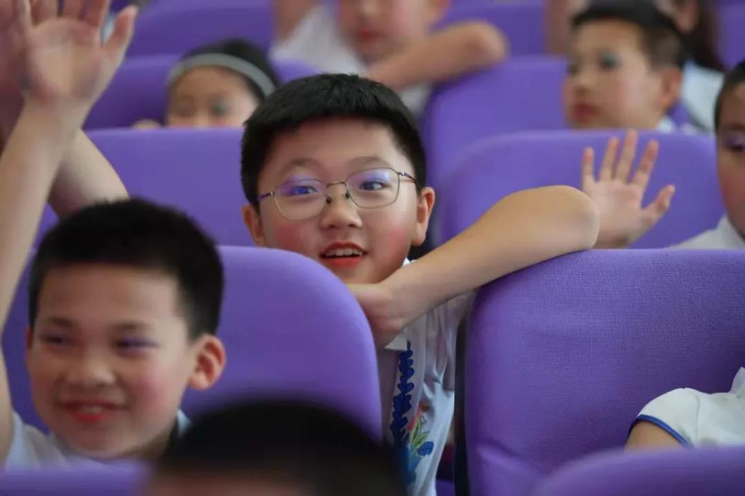 左手国学，右手英语，中杉学校真不一般