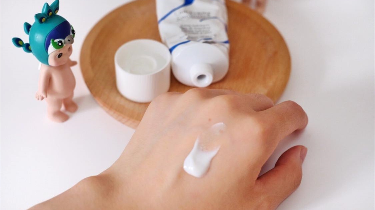 底妆的正确步骤初学者简单,新手日常底妆教程详细步骤