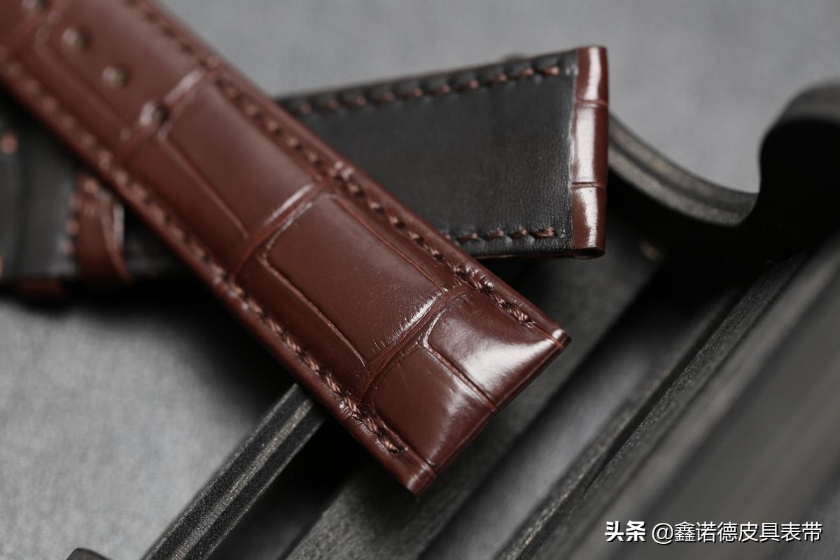 爱马仕腕表鳄鱼皮表带,美洲鳄鱼皮表带和真皮表带的区别