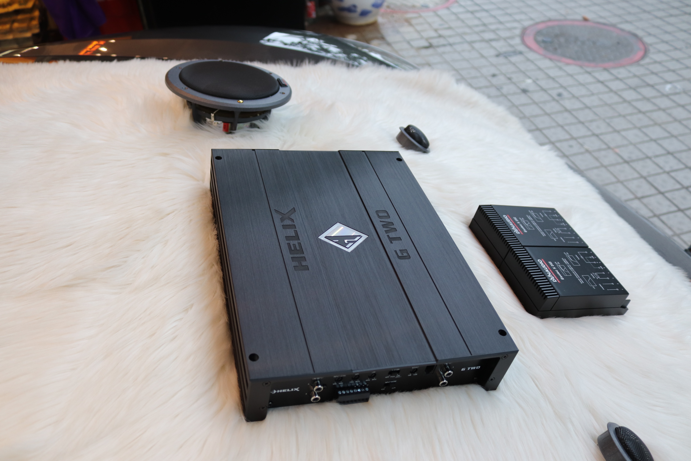 保时捷卡曼汽车音响如何改装呢?简单的音响改装不简单的效果体验