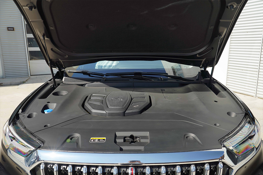 hs5红旗2022新款非铺装路试驾视频,实力与颜值并存深度体验红旗h5