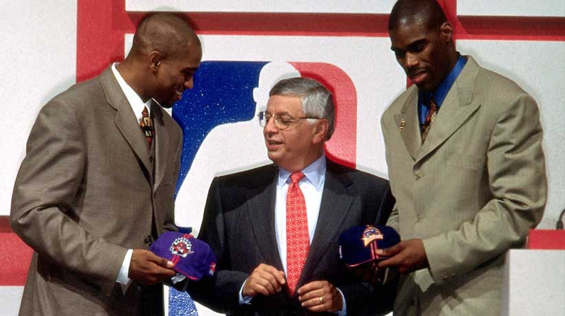 曾经乔丹的接班人，成了NBA历史上唯一一个打了四个十年的人…