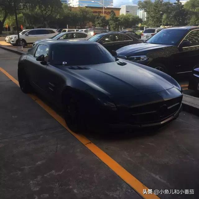 好看的日系超跑壁纸,黑绿跑车壁纸