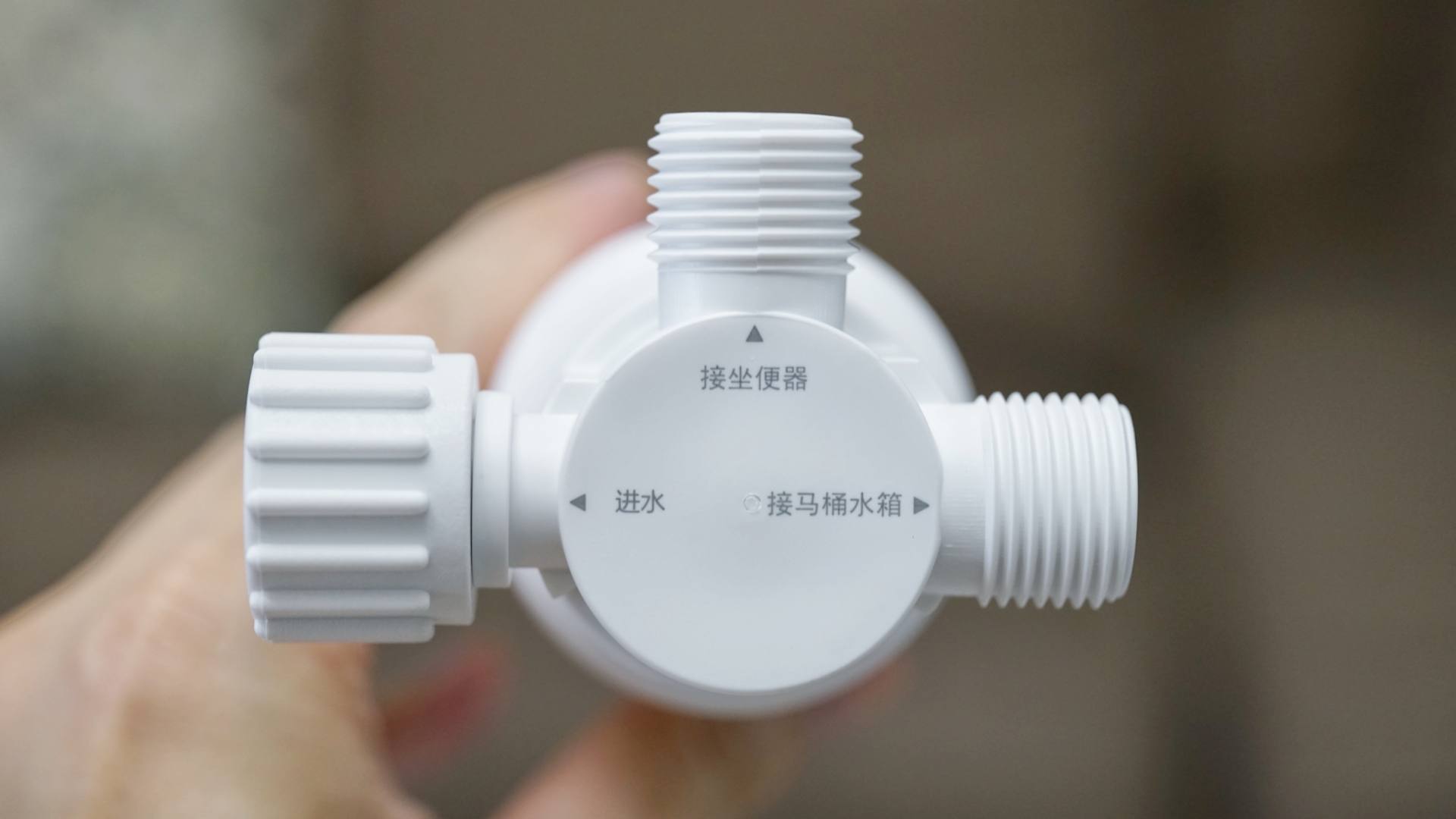 坐着小便溅到马桶边缘怎么回事,蹲马桶小便溅尿怎么办