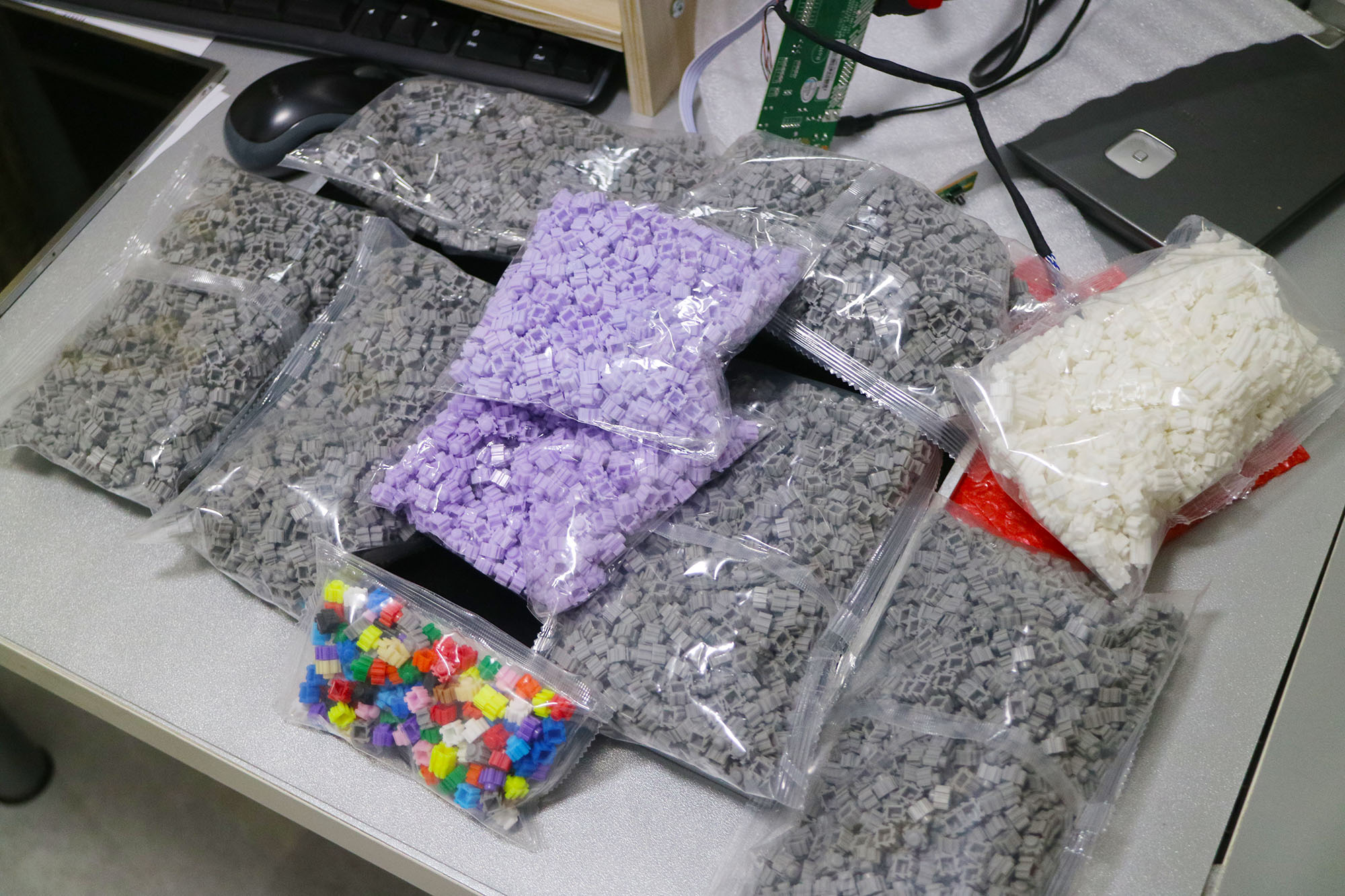 200块预算电脑显示器,办公双屏显示器