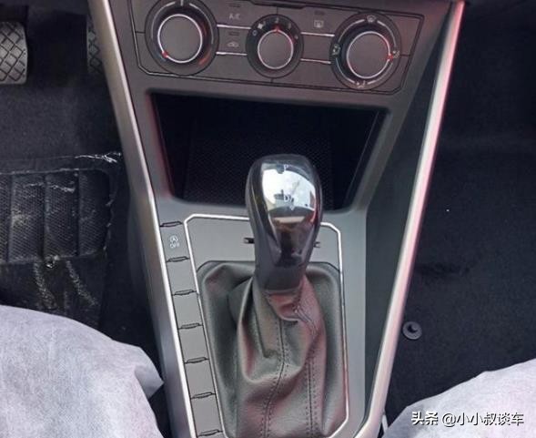 大众polo试驾省油吗,大众polo这款车怎么样