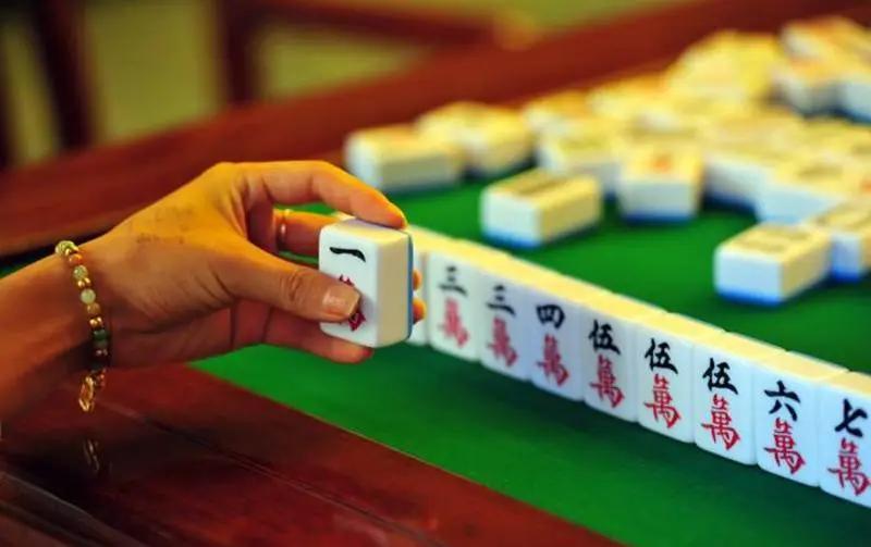 人生就像一桌麻将牌,人生像一桌麻将