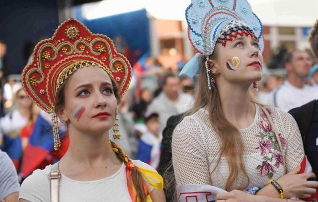 俄罗斯女孩在黑河干什么工作,俄罗斯女性一般做什么工作