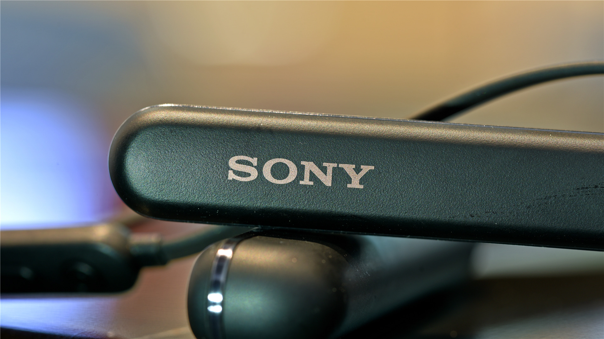 索尼wh1000xm4降噪评测对比,无线通讯黑科技