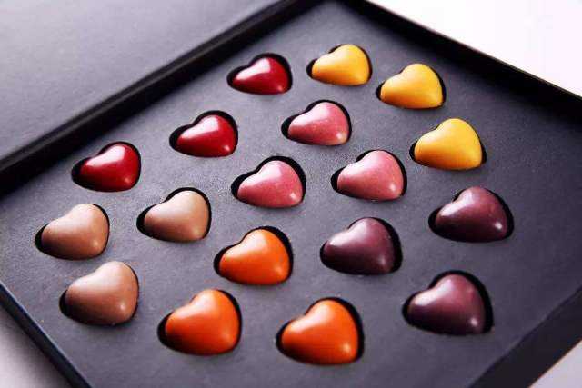 情人节送戴森吹风机,情人节酒店预订同比增长